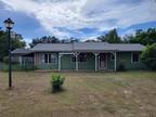 40813 W 4th Ave, Umatilla, FL 32784