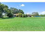18201 50th Ct SW, Southwest Ranches, FL 33331