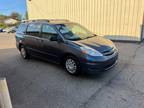 2008 Toyota Sienna 5dr 8-Pass Van LE FWD