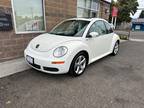 2008 Volkswagen New Beetle Coupe 2dr Auto Triple White PZEV