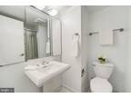 Condo For Sale In Arlington, Virginia