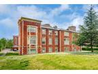 2 bedroom property for sale in Victoria Court Royal Earlswood, RH1 - 35253999 on