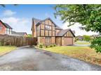 4 bedroom detached house for sale in Grove Farm Road, Grovesend, Swansea