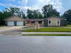 750 NE 3rd St, Crystal River, FL 34429