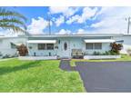 1611 46th St NW, Tamarac, FL 33309