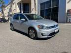 2016 Volkswagen e-Golf SE Hatchback Sedan 4D