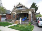 Brantford 3BR, This is an up and down legal duplex.