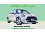 2017 MINI Hardtop 2 Door Cooper 2dr Hatchback