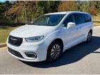 used 2022 Chrysler Pacifica Hybrid Touring L