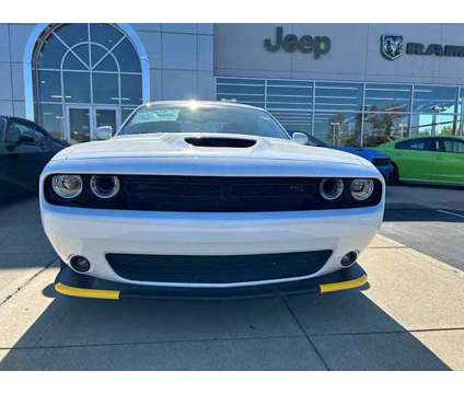 2023 Dodge Challenger R/T is a White 2023 Dodge Challenger R/T Car for Sale in Pataskala OH