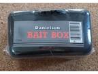 Danielson ""King Size"" Cebo con Clip Lata/Caja Contenedor Gusanos de Pesca para