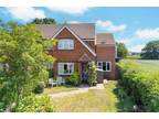3 bedroom semi-detached house for sale in Mitchell Close, Hemingford Grey