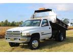 2002 dodge Ram 2500 Dump Truck Diesel - Roscoe, IL