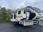 2019 Keystone Alpine 3700FL 37ft