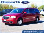 2014 Chrysler town & country Red, 96K miles