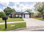 4613 N Country Hills Ct, Plant City, FL 33566