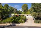 16675 Oldham St, Encino, CA 91436