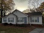 2 Bedroom 2 Bath In Mooresville NC 28115