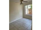 879 81st Way NW #4, Plantation, FL 33324