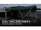 Sun Tracker Party Pontoon Boats 2000