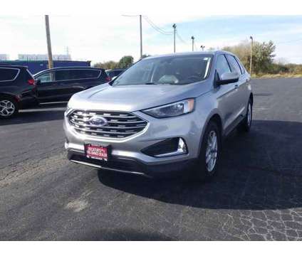 2022 Ford Edge SEL is a Silver 2022 Ford Edge SEL Car for Sale in Taylorville IL