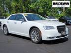 2019 Chrysler 300