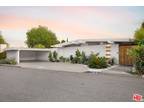 2505 Carman Crest Dr - Houses in Los Angeles, CA
