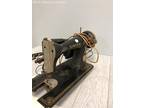 Black Vintage Singer Sewing Machine 100 110 Volts 0.6 Amps without Bottom