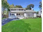 Huntington Station, Suffolk County, NY House for sale Property ID: 417688444