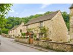 4 bedroom detached house for sale in High Street, Chalford, Stroud, GL6