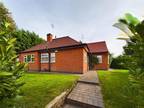 3 bedroom Detached Bungalow for sale, Wollaton Vale, Wollaton, NG8