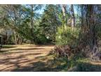 Mount Pleasant, Gorgeous, partially wooded lot in in the