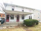 Comfortable Duplex in Akron - One Month Free Sale! 1404 Eastwood Ave #DOWN