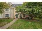 Henrico 4BR 2.5BA, Spacious renovated END UNIT townhome with
