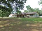 Blossom, Lamar County, TX House for sale Property ID: 417981091