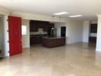 7509 La Jolla Blvd, Unit 7509 - Community Apartment in La Jolla, CA