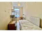 Room to rent in Cheniston Gardens, London W8 - 35885459 on
