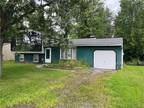 8061 Spruce Hill Drive Clay, NY