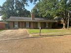 4 Bedroom 2 Bath In Flowood MS 39232