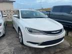 2015 Chrysler 200 Limited 4 Door Sedan