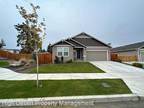 3 Bedroom 2 Bath In Redmond OR 97756