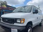 2003 Ford Econoline Wagon Chateau Van 3D