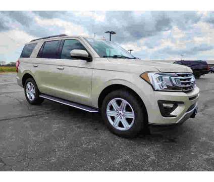 2018UsedFordUsedExpeditionUsed4x2 is a Gold, White 2018 Ford Expedition Car for Sale in Watseka IL
