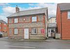 2 bedroom flat for sale in 8b Andover Road, Ludgershall, SP11