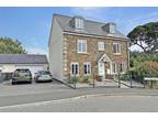6 bedroom detached house for sale in Penwethers Crescent, Truro