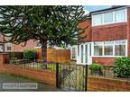 2 bedroom end of terrace house for sale in Green Street, Middleton, Manchester