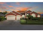 10215 Meadow Crossing Dr, Tampa, FL 33647