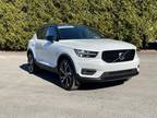 2022 Volvo XC40 T5 R-Design