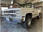 1986 Chevrolet Scottsdale White, 137K miles
