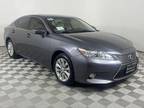 2015 Lexus ES 300h